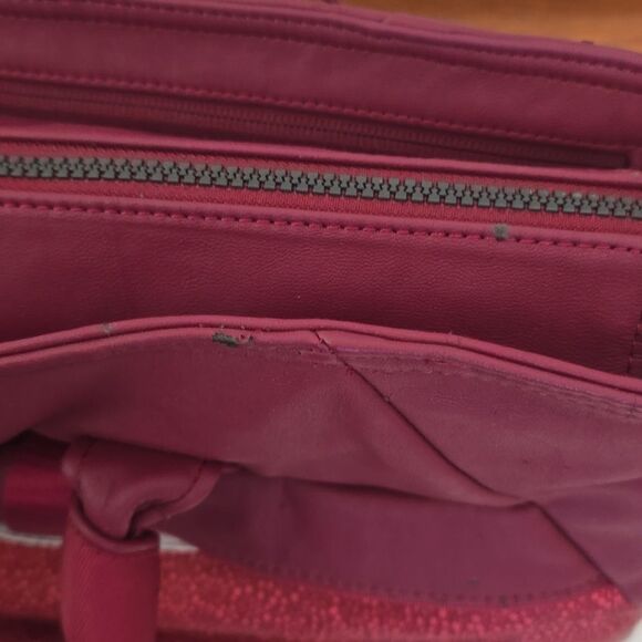 Lululemon Daily Essentials Everything Bag - Picture 11 of 17